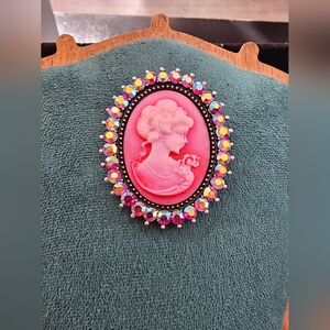 Vintage Cameo Brooch